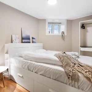 New! Modern City Apt: Central W/ Private Entrence , Bergen Noruega